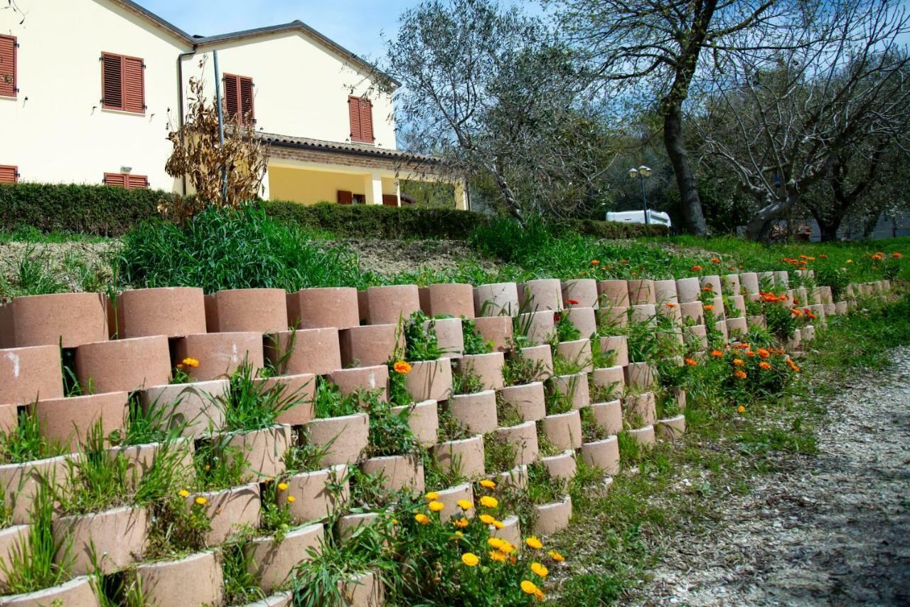 Agriturismo Vallelunga 안코나 외부 사진